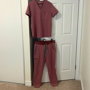 FIGS womens scrubs